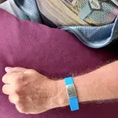 SOS-armband