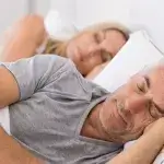 Beter slapen - man en vrouw liggen te slapen